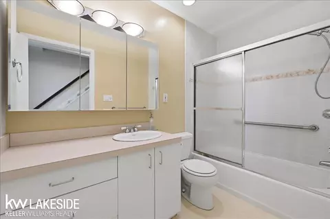 Bath - 8222 Devon, Shelby Township, MI 48317 photo 1 of 2