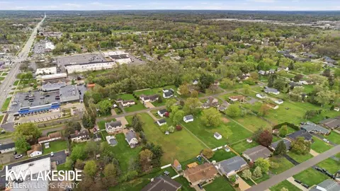 View/Area - 8222 Devon, Shelby Township, MI 48317 photo 6 of 6
