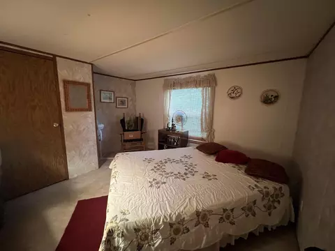 Bedroom - 3707 Towsley, Gladwin, MI 48624 photo 1 of 7