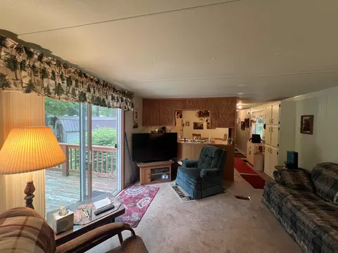 Living - 3707 Towsley, Gladwin, MI 48624 photo 7 of 8