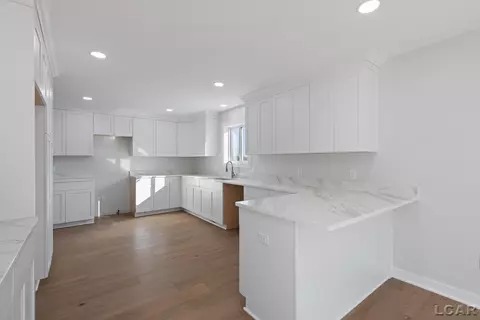 Kitchen - 3586 Serra, Tecumseh, MI 49286 photo 4 of 4