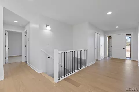Entry Way - 3586 Serra, Tecumseh, MI 49286 photo 3 of 3