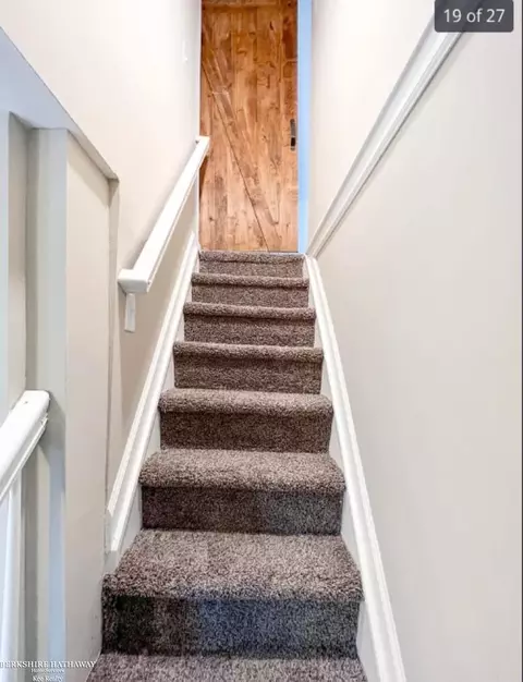 Entry Way - 8635 Continental, Warren, MI 48089 photo 3 of 4