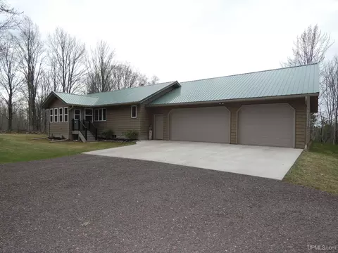 15659 Shively, Bruce Crossing, MI 49912