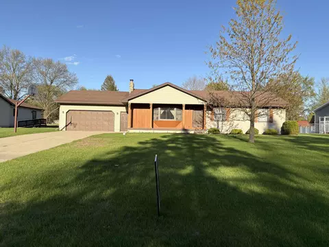 Exterior - 8568 Tim Tam Trl, Flushing, MI 48433 photo 2 of 6
