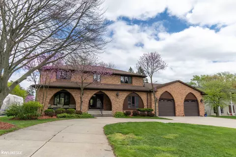 37900 Saddle, Clinton Township, MI 48036