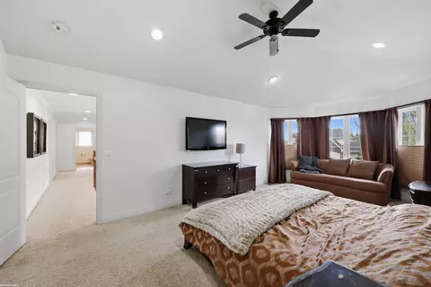 Bedroom - 16465 Bishopsgate, Macomb, MI 48044 photo 3 of 8
