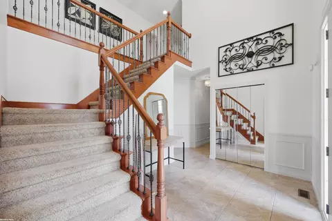 Entry Way - 16465 Bishopsgate, Macomb, MI 48044 photo 1 of 4