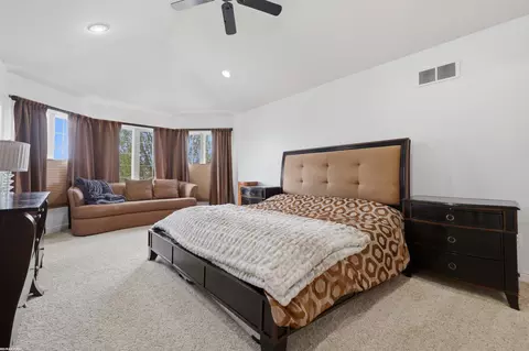 Bedroom - 16465 Bishopsgate, Macomb, MI 48044 photo 2 of 8