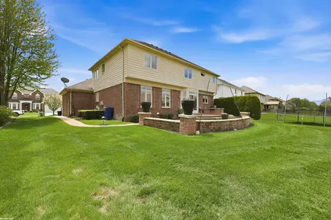 Exterior - 16465 Bishopsgate, Macomb, MI 48044 photo 7 of 8