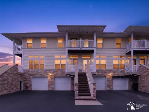 803 Catalina, Luna Pier, MI 48157