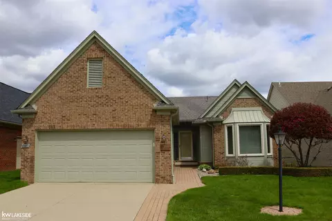 6589 Copper Crk, Washington, MI 48094