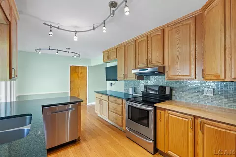 Kitchen - 331 Anthony, Adrian, MI 49221 photo 6 of 6