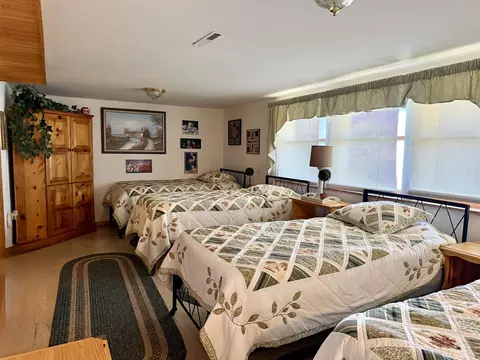 Bedroom - 4508 Mohawk, Gladwin, MI 48624 photo 5 of 15