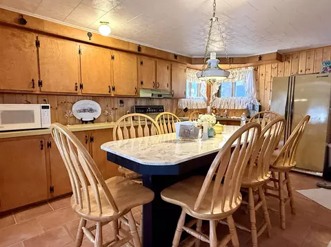 Kitchen - 4508 Mohawk, Gladwin, MI 48624 photo 4 of 4
