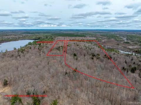 N975 Stella Lake, Wetmore, MI 49895