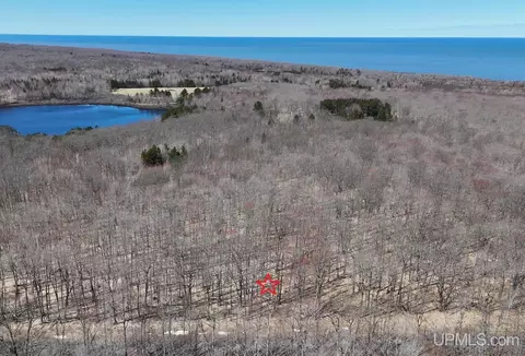 tbd S 75 S Tear Lk, Houghton, MI 49931