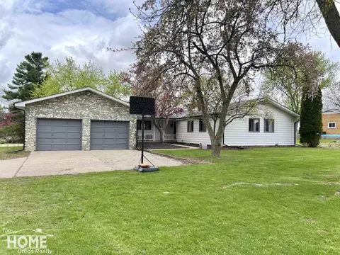 4938 Ottawa, Owosso, MI 48867