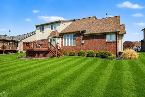 Exterior - 47715 Beacon Sq, Macomb, MI 48044 photo 3 of 5