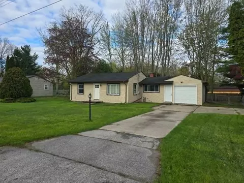 130 W Harcourt, Saginaw, MI 48609