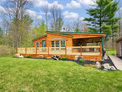 Exterior - 4628 N Filter, Harrison, MI 48625 photo 3 of 20