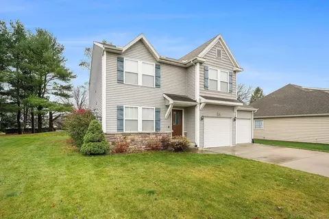 6231 Stable Gln, Kalamazoo, MI 49009