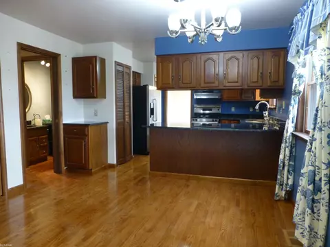 Kitchen - 67320 Hartway, Ray, MI 48096 photo 2 of 4