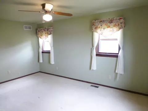 Bedroom - 67320 Hartway, Ray, MI 48096 photo 3 of 7
