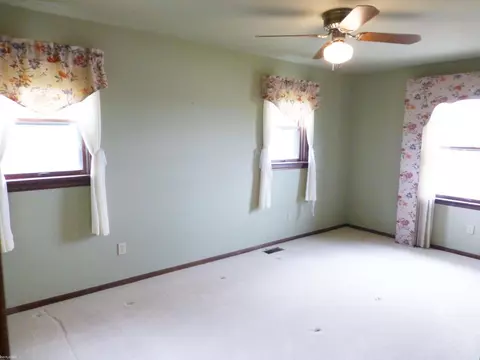 Bedroom - 67320 Hartway, Ray, MI 48096 photo 1 of 7