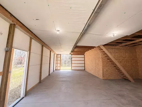 Entry Way - 2020 E Long Lk, Harrison, MI 48625 photo 2 of 2