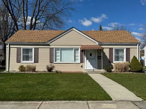 26285 Normandy, Roseville, MI 48066