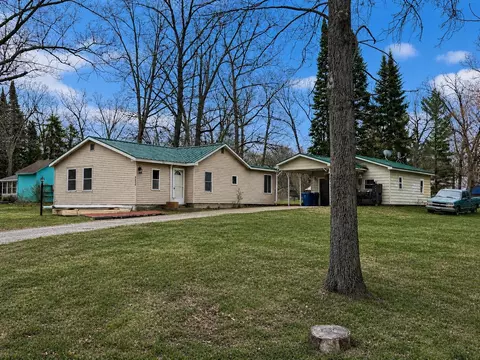 6862 Railroad, Harrison, MI 48625