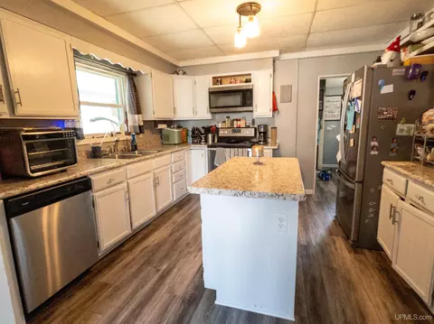 Kitchen - 319 Maple, Munising, MI 49862 photo 1 of 3