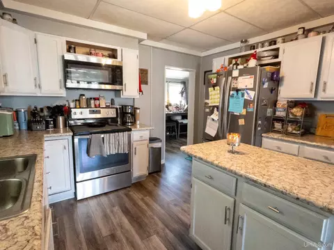 Kitchen - 319 Maple, Munising, MI 49862 photo 2 of 3