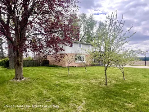 Exterior - 14815 Boynton, Hemlock, MI 48626 photo 6 of 15