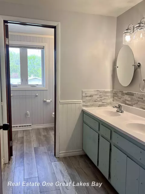 Bath - 14815 Boynton, Hemlock, MI 48626 photo 5 of 5