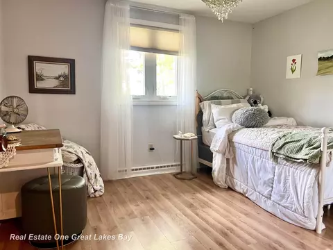Bedroom - 14815 Boynton, Hemlock, MI 48626 photo 4 of 5