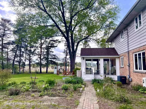 Exterior - 14815 Boynton, Hemlock, MI 48626 photo 9 of 15