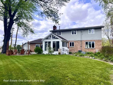 Exterior - 14815 Boynton, Hemlock, MI 48626 photo 10 of 15
