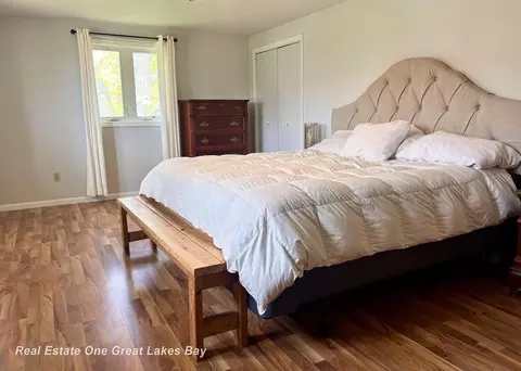 Bedroom - 14815 Boynton, Hemlock, MI 48626 photo 2 of 5