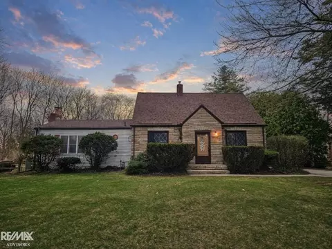 46700 Sugarbush, Chesterfield, MI 48047
