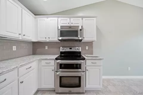 Kitchen - 2463 Orient, Adrian, MI 49221 photo 3 of 4