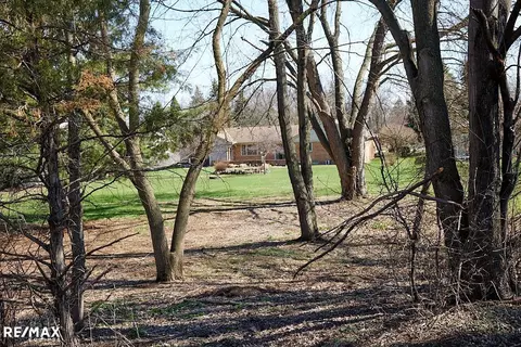 Exterior - 2557 Chicago Rd, Warren, MI 48092 photo 8 of 11