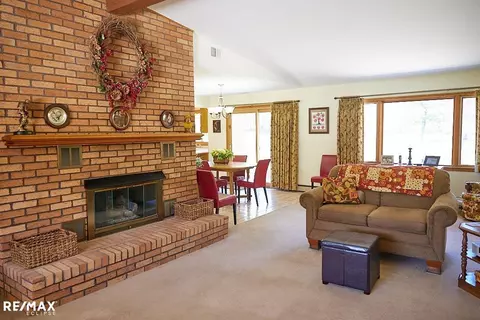 Living - 2557 Chicago Rd, Warren, MI 48092 photo 1 of 7