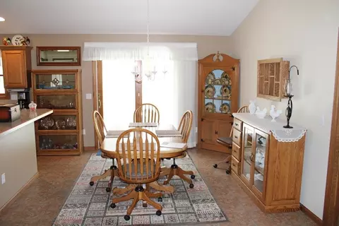Dining - 1452 Byfield, Harrison, MI 48625 photo 2 of 2
