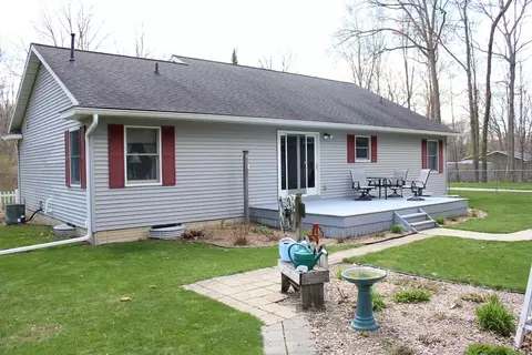 Exterior - 1452 Byfield, Harrison, MI 48625 photo 12 of 18