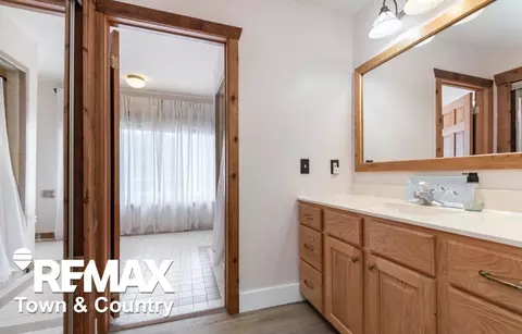 Bath - 4564 Hamilton, Gladwin, MI 48624 photo 1 of 5
