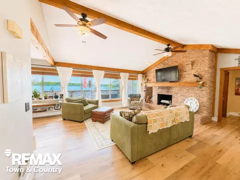 Living - 4564 Hamilton, Gladwin, MI 48624 photo 1 of 8