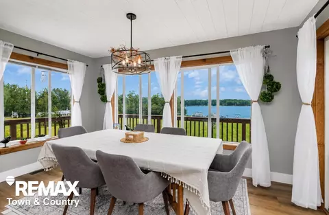 Dining - 4564 Hamilton, Gladwin, MI 48624 photo 1 of 1