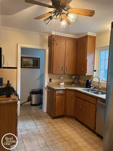 1150 Buckingham, Grosse Pointe, MI 48230 photo 8